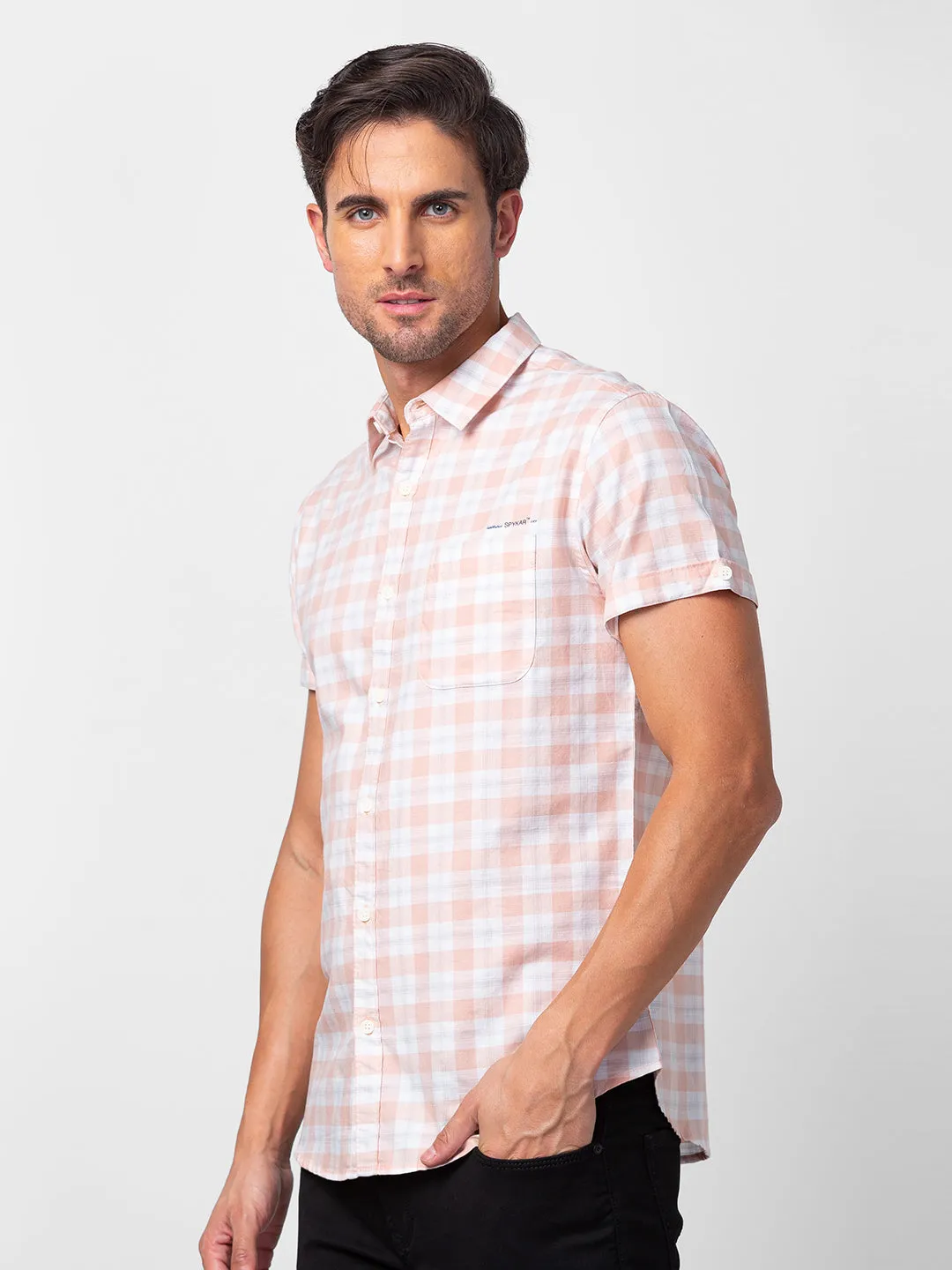 Spykar Men Peach Cotton Slim Fit Checkered Shirt