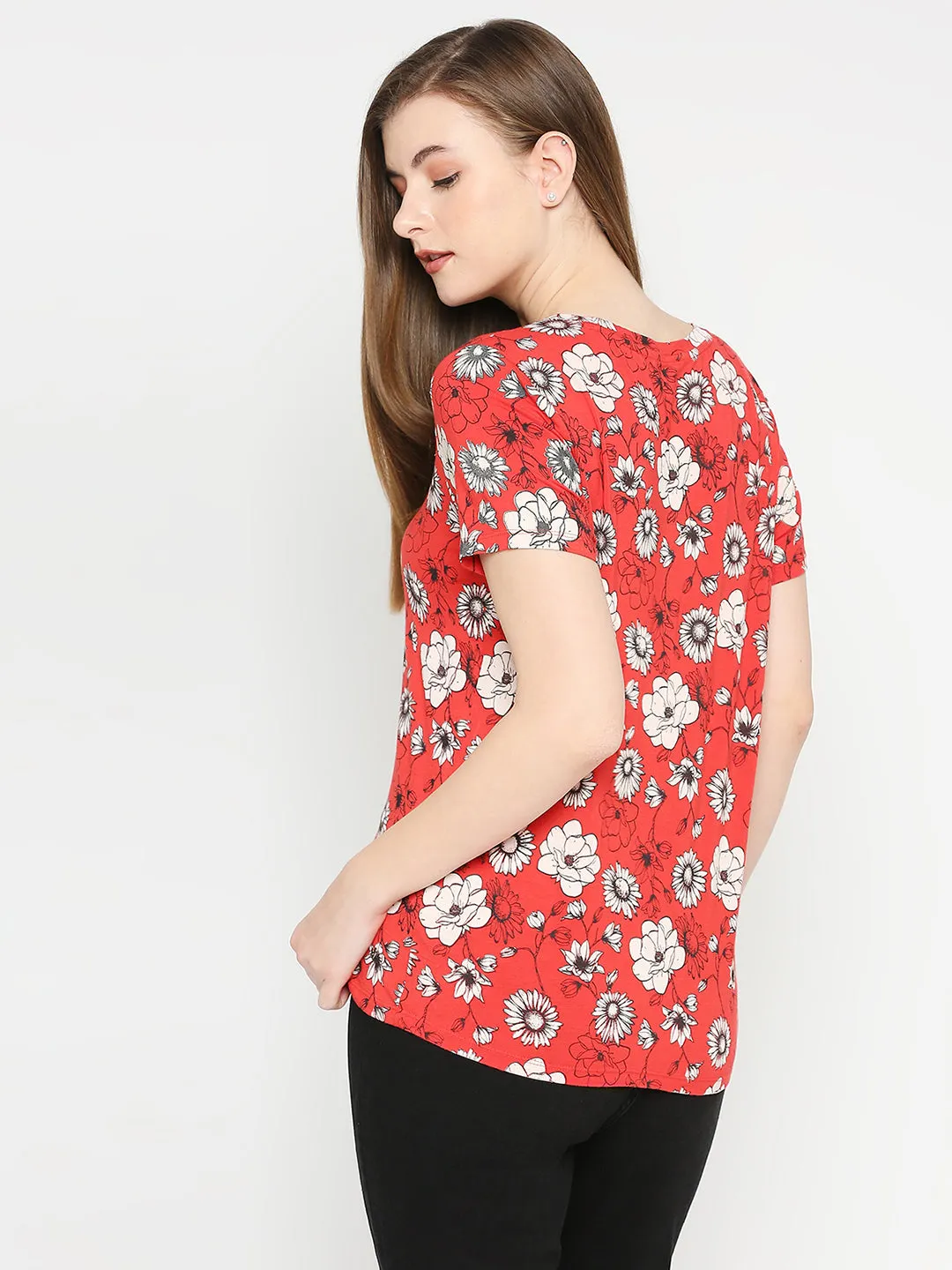 Spykar Women Red Blended Regular Fit Floral Print T-Shirts