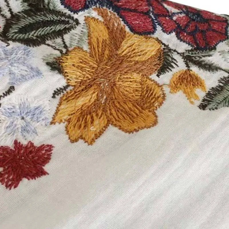 Vintage floral embroidery tassles loose shirts (US 14-18W)