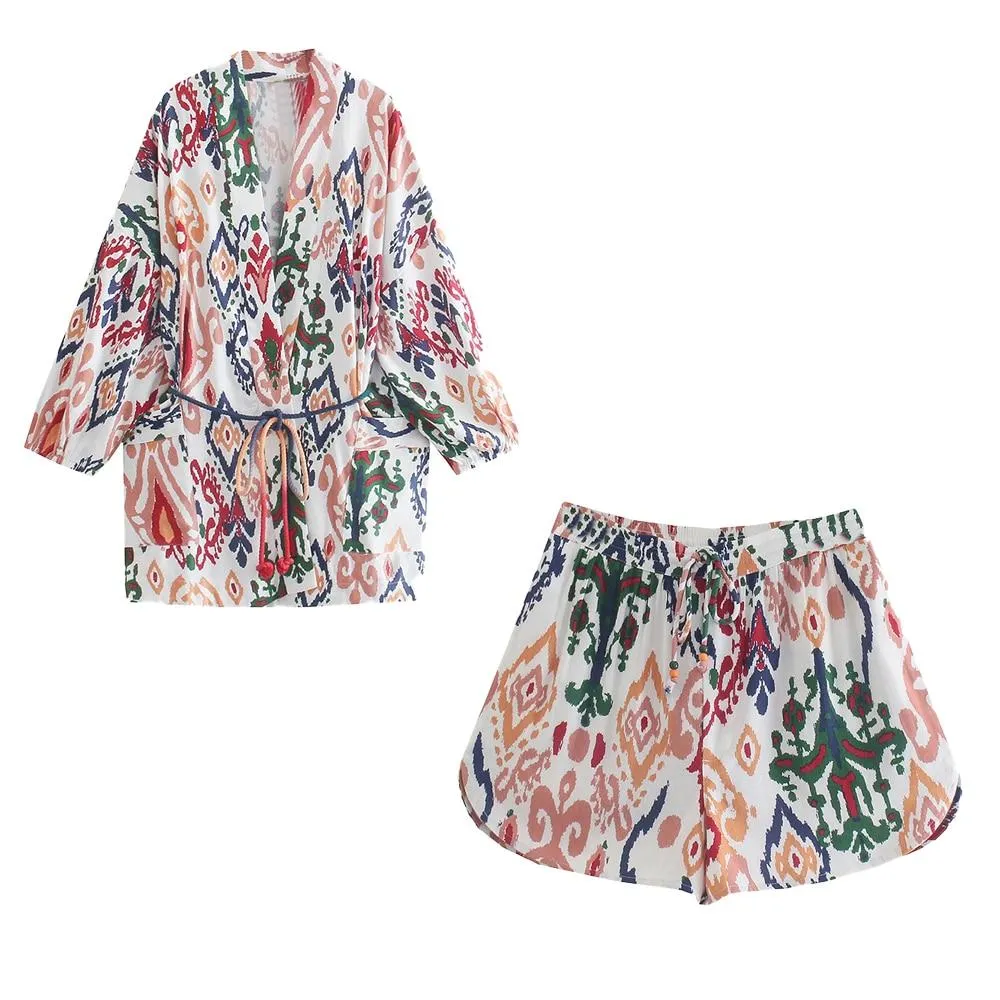 Vintage Printed Kimono Style Cardigan Blouses   High Waist Short Pants